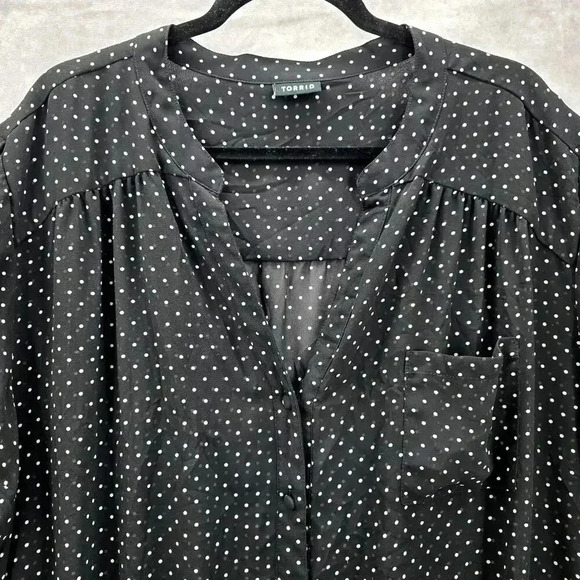 Torrid Black Sheer Polka Dot Blouse Shirt Top Plus Size 3XL - Picture 3 of 6